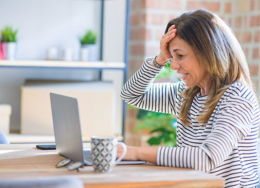 5 znakov nizke digitalne pismenosti Nizka digitalna pismenost